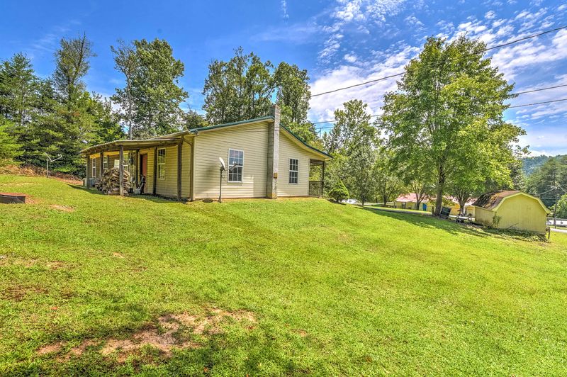 1103 Bull Run Rd, Luttrell, TN 37779