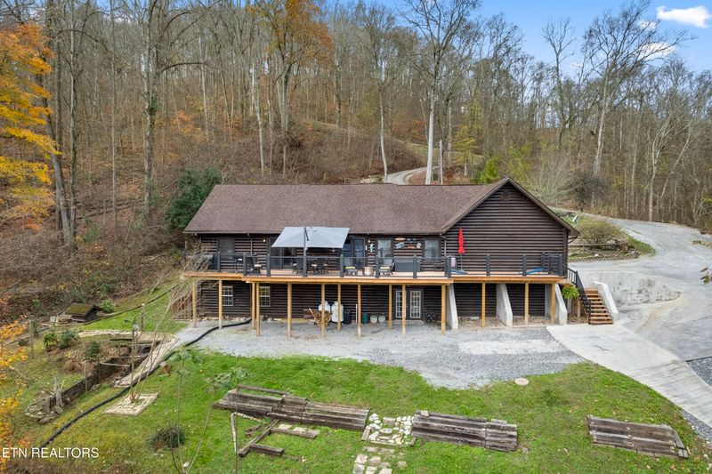 1103 Lakeview Dr, Sharps Chapel, TN 37866