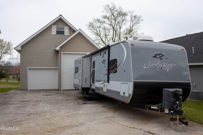 1103 Mildred Dr, Alcoa, TN 37701