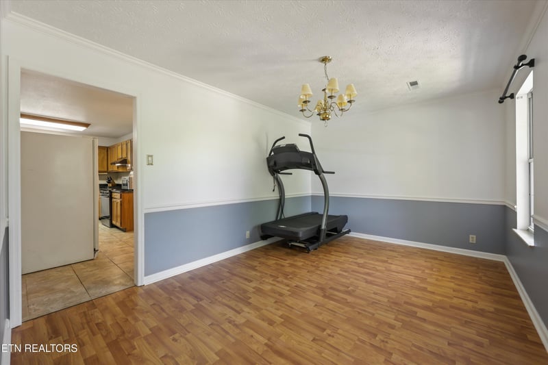 11033 Center Cross Dr, Knoxville, TN 37934