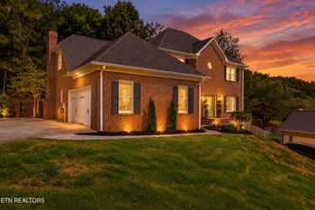 11033 Crosswind Dr, Knoxville, TN 37934