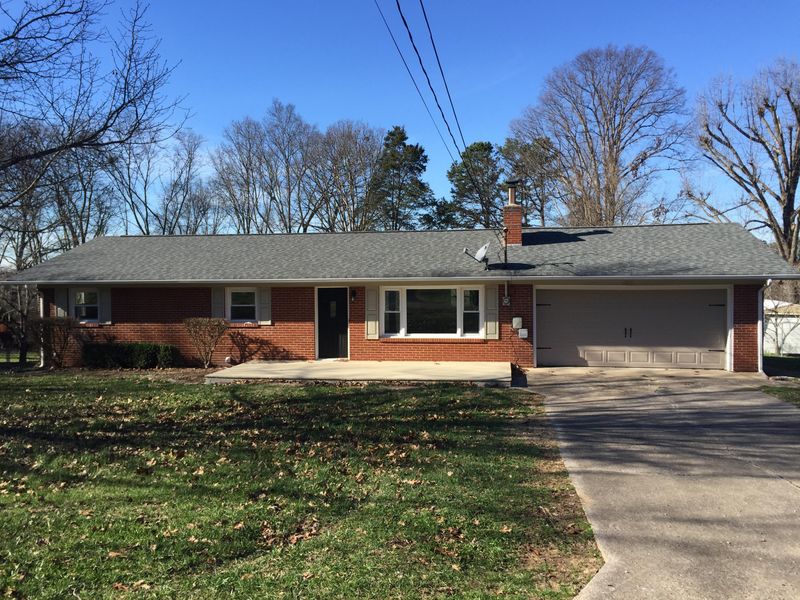 11037 Thornton Dr, Knoxville, TN 37934