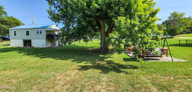 1104 Carmichael St, Morristown, TN 37814