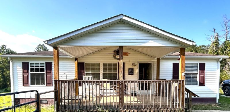 1104 Mitchell Johnson Rd, Oakdale, TN 37829