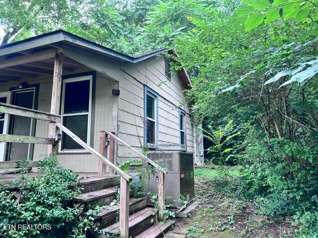 1104 Plyley St, Knoxville, TN 37920