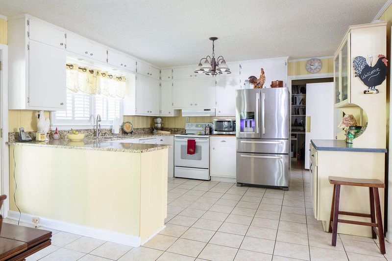 1104 Sioux St, Athens, TN 37303