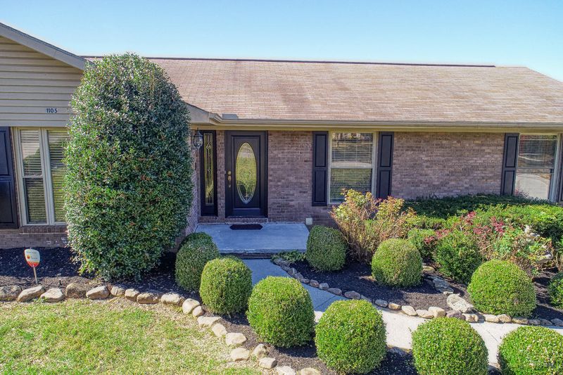 1105 Clarence Ln, Morristown, TN 37814