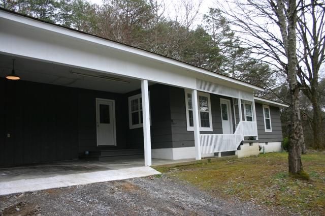 1105 Mark Ann Dr, Sevierville, TN 37862