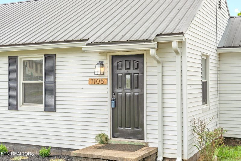 1105 Welch Ave, Loudon, TN 37774