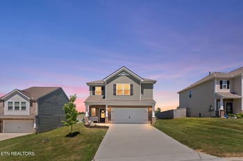1106 Beacon Rd, Sevierville, TN 37876