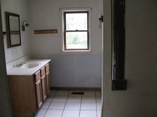 1106 E Harper Ave, Maryville, TN 37804