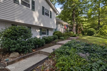 1107 Burning Tr, Knoxville, TN 37909