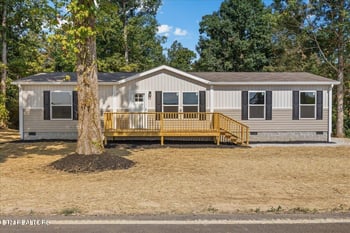 1107 Oak Grove Rd, Madisonville, TN 37354