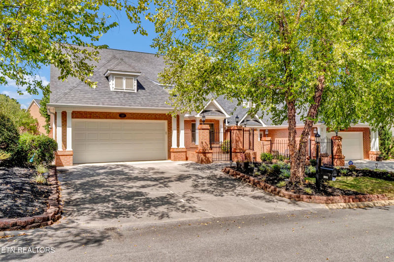 1107 Savannah Ln, Sevierville, TN 37862