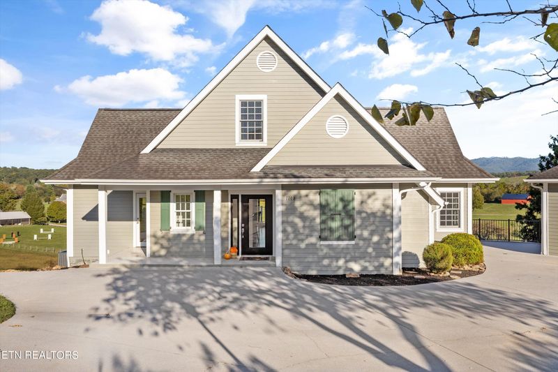 1108 Hitch Rd, Maryville, TN 37804