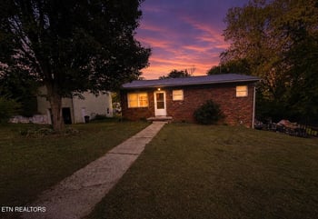 1108 Leconte Rd, Knoxville, TN 37914