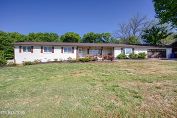 1108 Mildred Dr, Alcoa, TN 37701