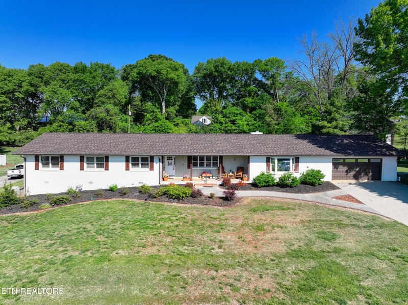 1108 Mildred Dr, Alcoa, TN 37701