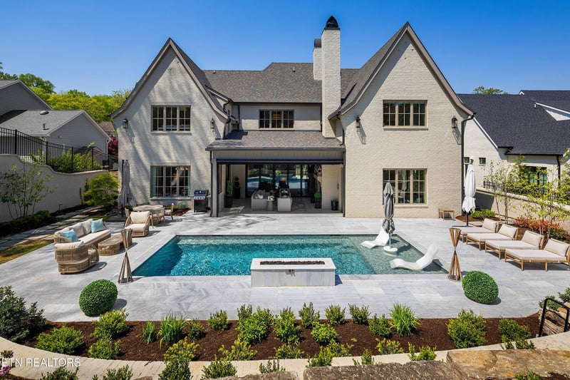 1108 Pineola Ln, Knoxville, TN 37919