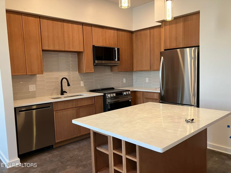 1108 Sevier Ave #202, Knoxville, TN 37920