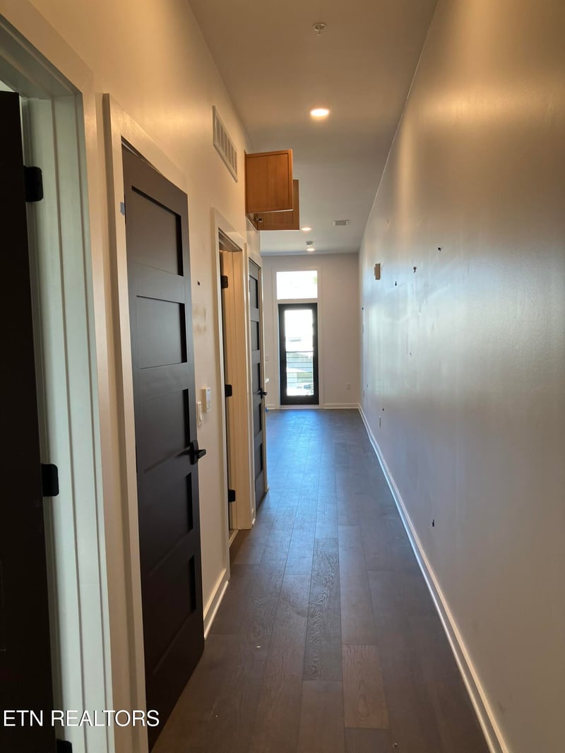 1108 Sevier Ave #203, Knoxville, TN 37920