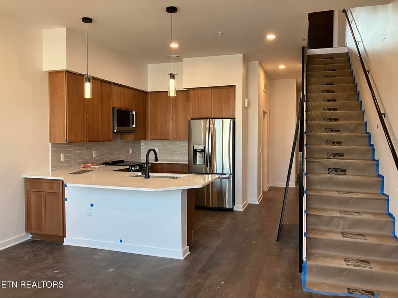 1108 Sevier Ave #302, Knoxville, TN 37920