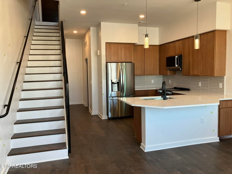 1108 Sevier Ave #303, Knoxville, TN 37920