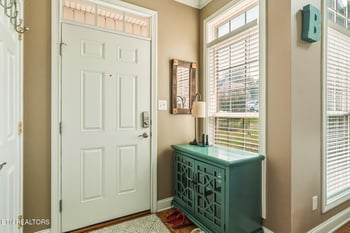 1109 Creekside Village Way, Seymour, TN 37865