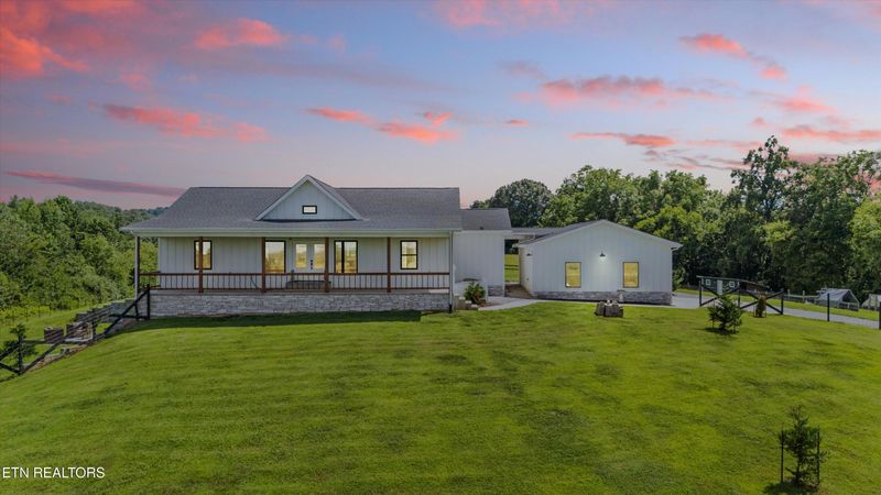 1109 Sands Rd, Sweetwater, TN 37874