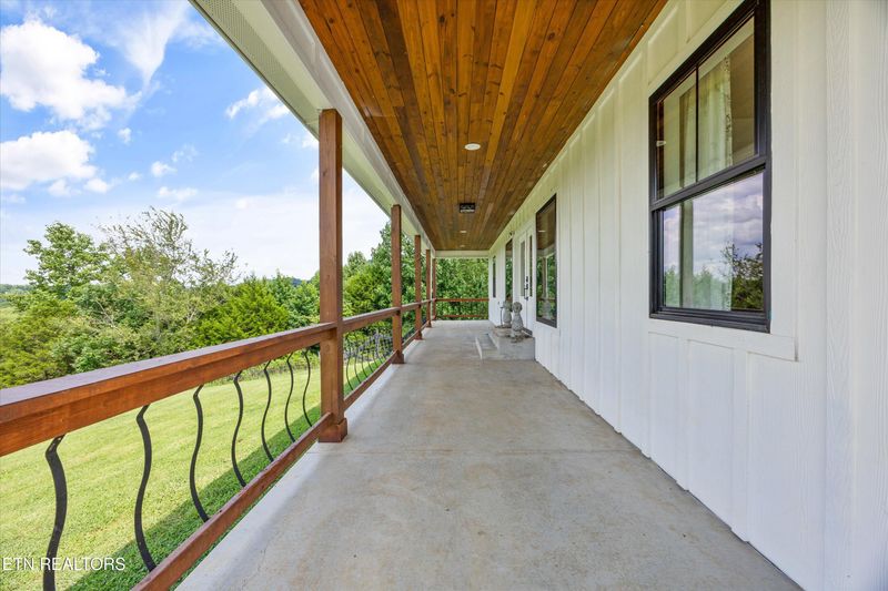 1109 Sands Rd, Sweetwater, TN 37874