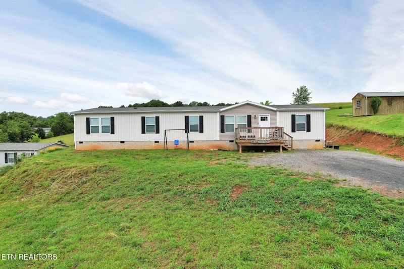 111 Alaina Dr, Sweetwater, TN 37874