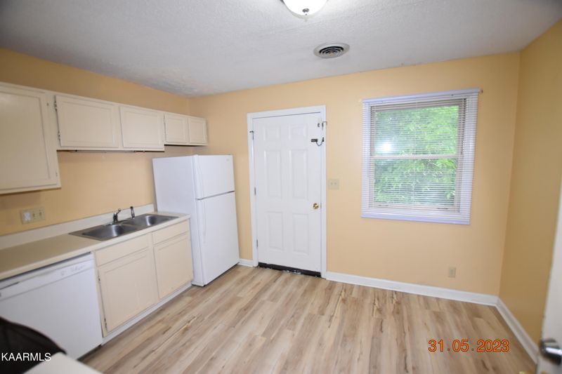 111 B Arcadia Ln, Oak Ridge, TN 37830