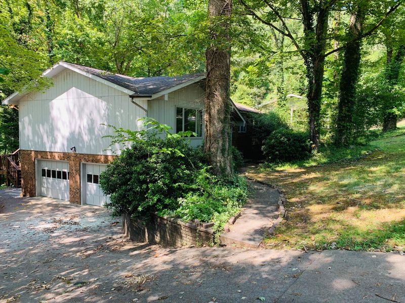 111 Balsam Rd, Oak Ridge, TN 37830