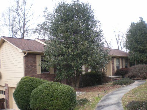 111 Belle Creek Dr, Oak Ridge, TN 37830