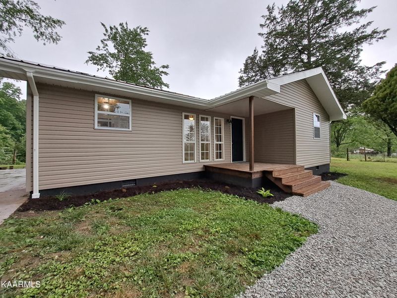 111 Big Springs Rd, Oneida, TN 37841