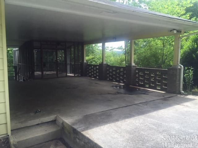 111 Cedar Ln, Oak Ridge, TN 37830