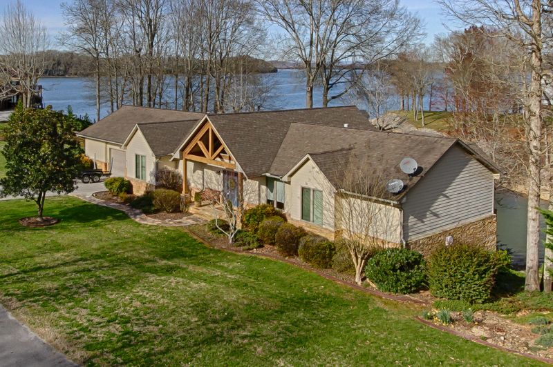 111 Chickasaw Point, Ten Mile, TN 37880