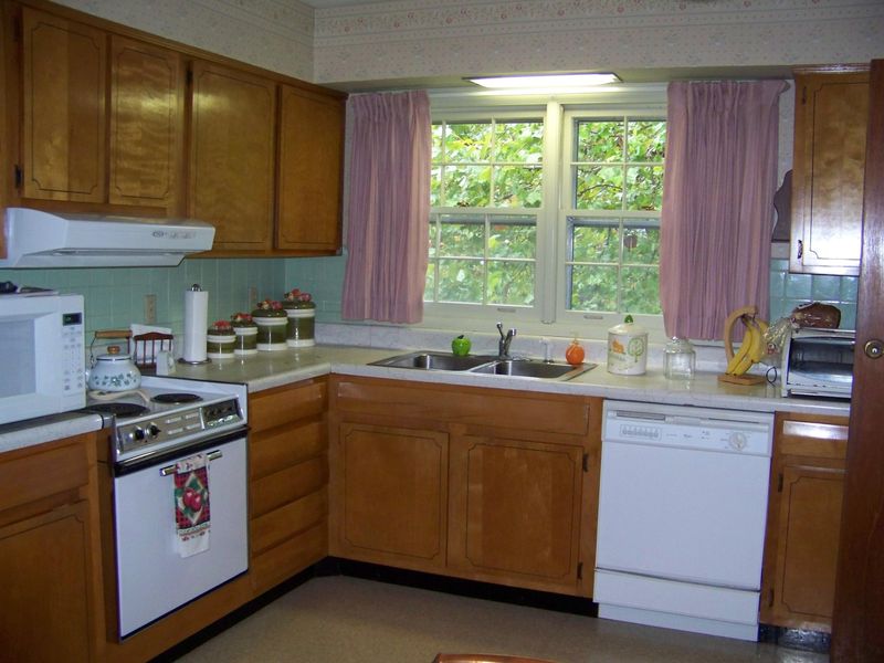 111 Colby Rd, Oak Ridge, TN 37830