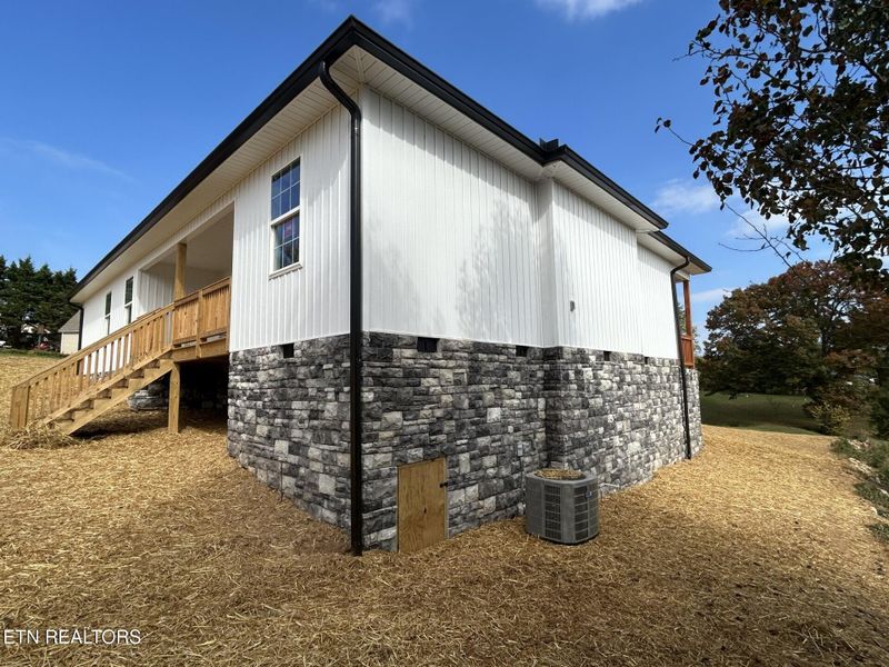 111 Cold Creek Rd, Madisonville, TN 37354