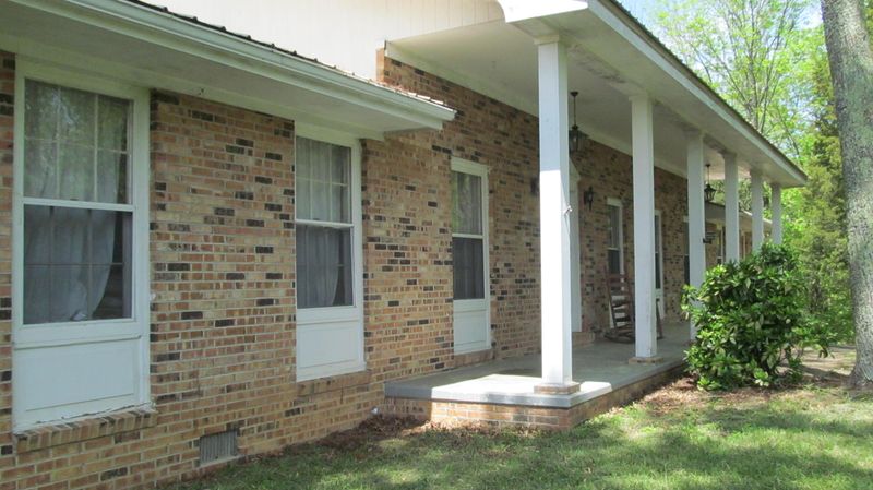 111 County Road 490, Etowah, TN 37331