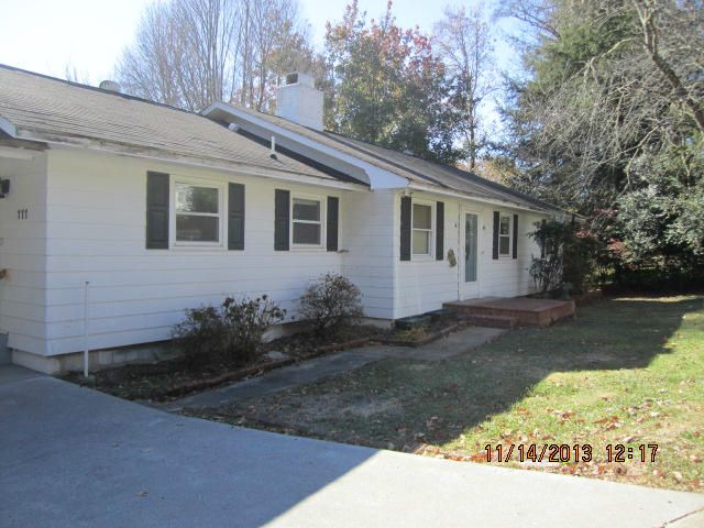 111 Dixie Ln, Oak Ridge, TN 37830