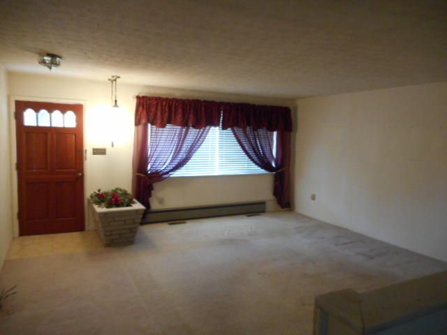 111 Fairview Rd, Harriman, TN 37748