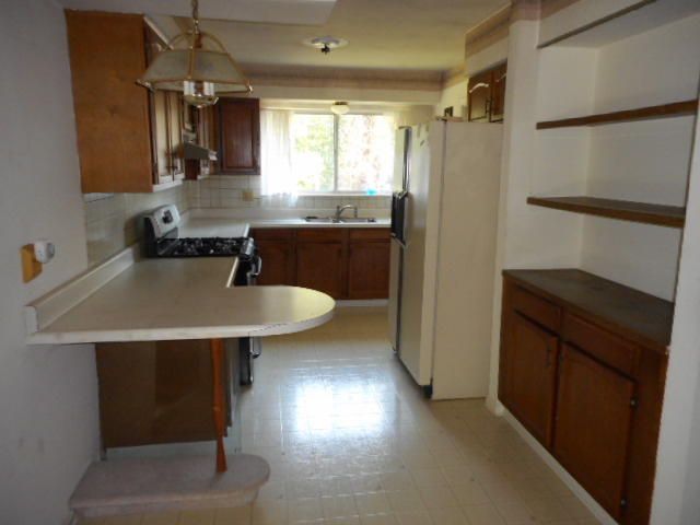 111 Fairview Rd, Harriman, TN 37748