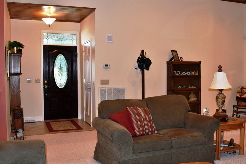 111 Forest View Dr, Fairfield Glade, TN 38558