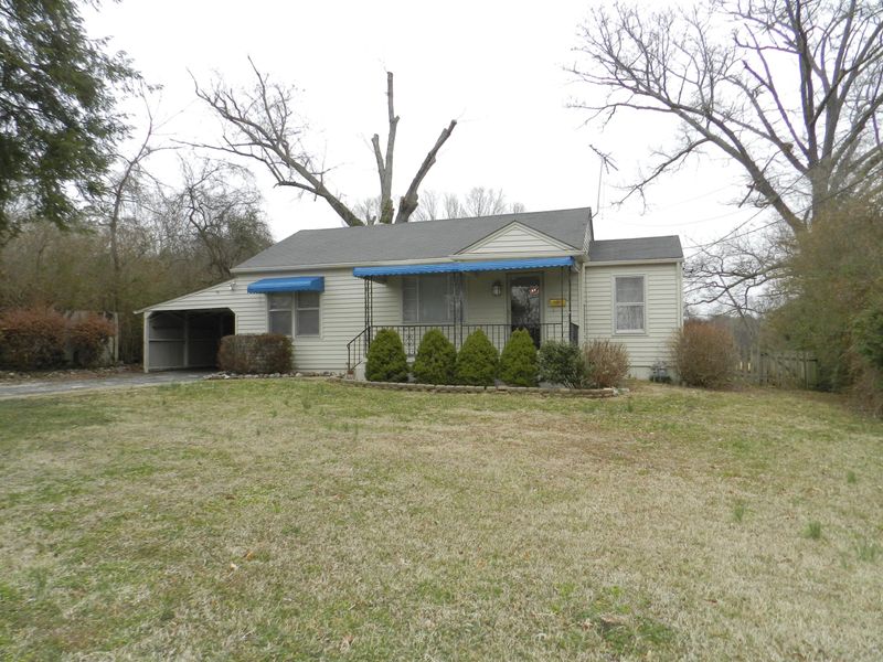 111 Glenhaven Rd, Knoxville, TN 37918