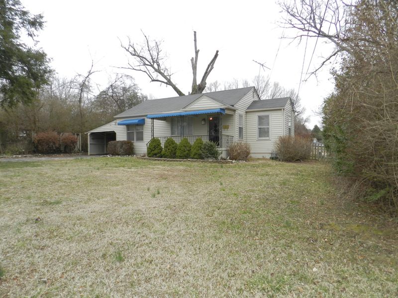 111 Glenhaven Rd, Knoxville, TN 37918