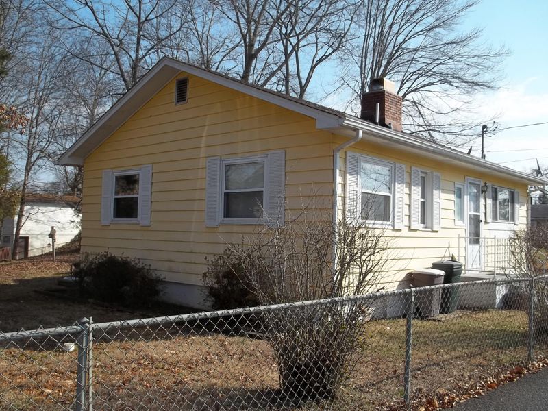 111 Gordon Rd, Oak Ridge, TN 37830
