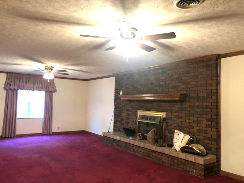 111 Indian Hills Rd, Lafollette, TN 37766