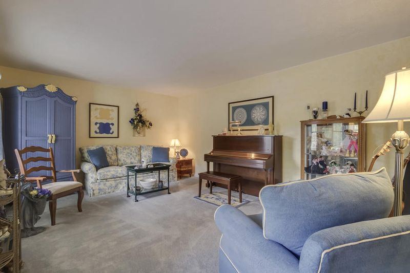 111 Inola Pl, Loudon, TN 37774