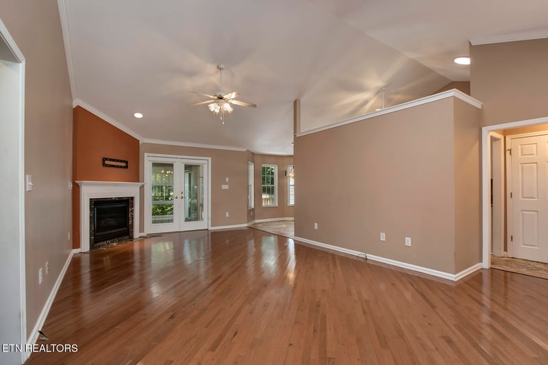 111 Kawatuska Way, Loudon, TN 37774